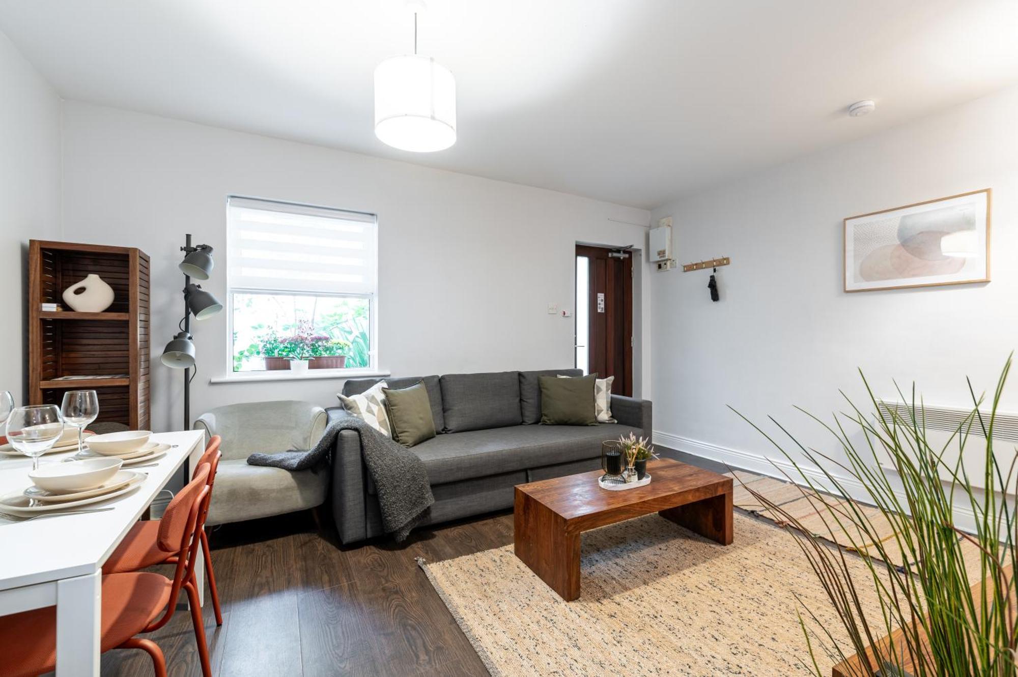 Lovely 2-Bed Apartment In The Heart Of Dublin City ภายนอก รูปภาพ